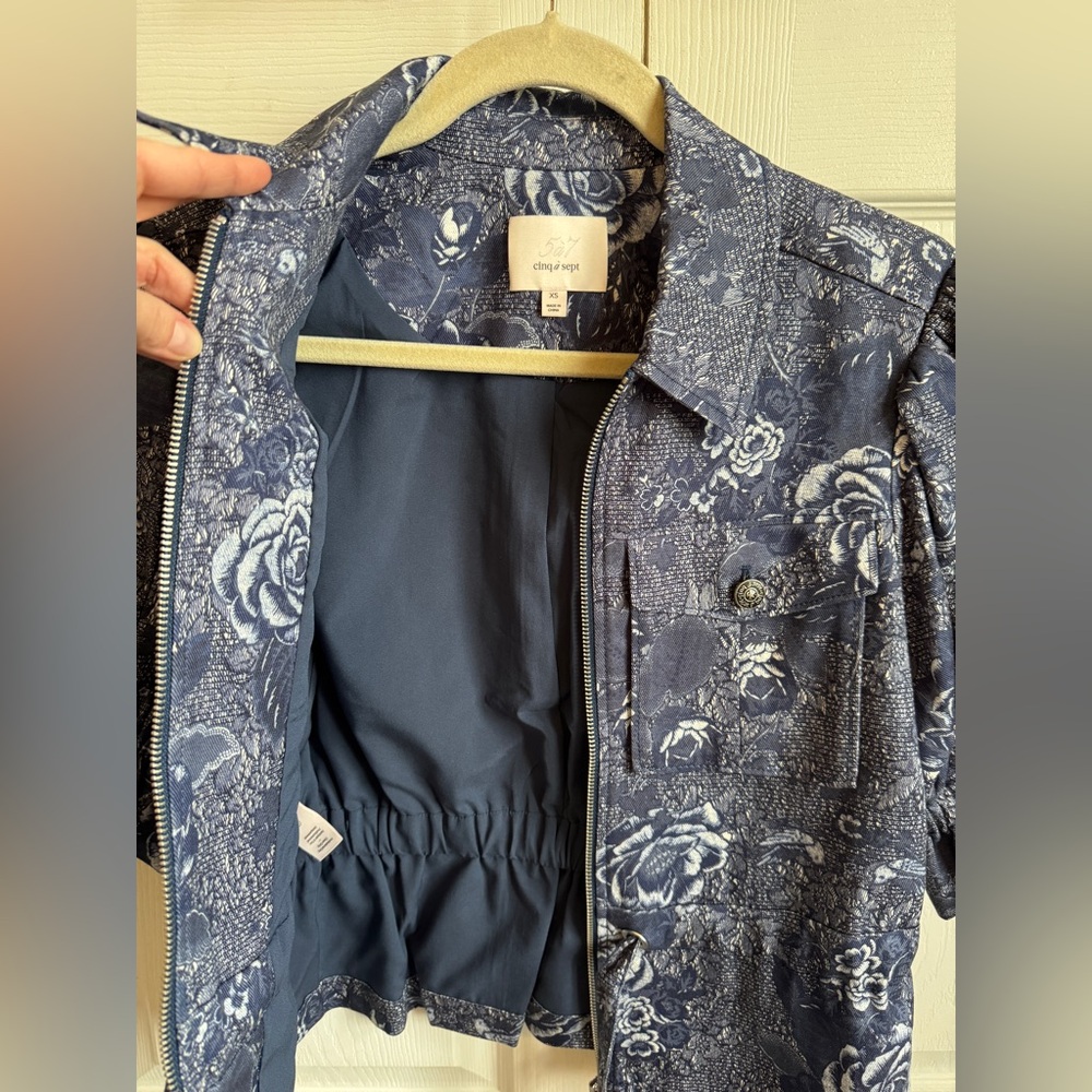 NWOT CINQ Á SEPT Adie Floral Puff Sleeve Jacket - Picture 5 of 8